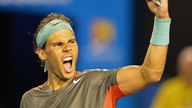 
	VAMOS, RAFA! Nadal se califica in finala de la Australian Open, dupa 7-6, 6-3, 6-3! Federer nu reuseste sa treaca de complexul avut impotriva ibericului! Prima reactie:
