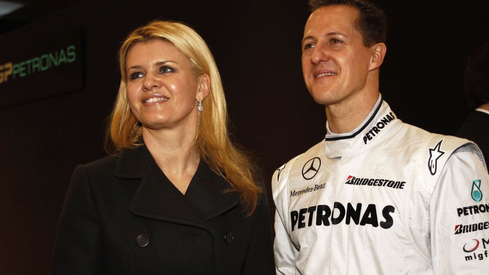 ZIUA 114 | Schumacher e dat in judecata de un motociclist pe care l-a lovit cu masina! Accidentul a fost tinut SECRET_52