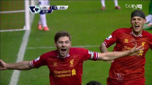 Liverpool a spulberat-o pe Everton! Reactie amuzanta a lui Gerrard dupa gol! Fostii jucatori si-au felicitat echipa favorita!_1