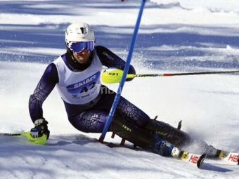 
	Romanul care vrea sa ia viteza catre medalia de aur! Alex Barbu, reprezentantul Romaniei la schi alpin e mai rapid ca o masina! Atinge 135 km/h! VIDEO:
