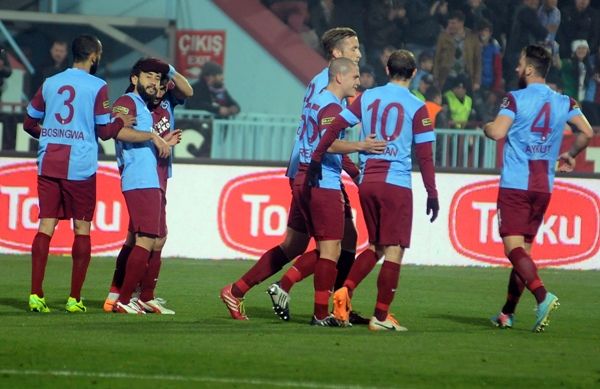 FOTO. Primele imagini cu Bourceanu in tricoul lui Trabzonspor! Cum s-a bucurat la gol_5