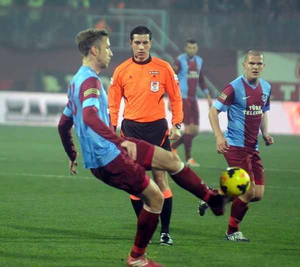 FOTO. Primele imagini cu Bourceanu in tricoul lui Trabzonspor! Cum s-a bucurat la gol_6