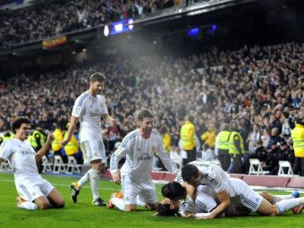 
	Real e in finala CUPEI! Atletico 0-2 Real Madrid.&nbsp;Ronaldo, atacat cu brichete din tribuna, a reusit o dubla din penalty!
