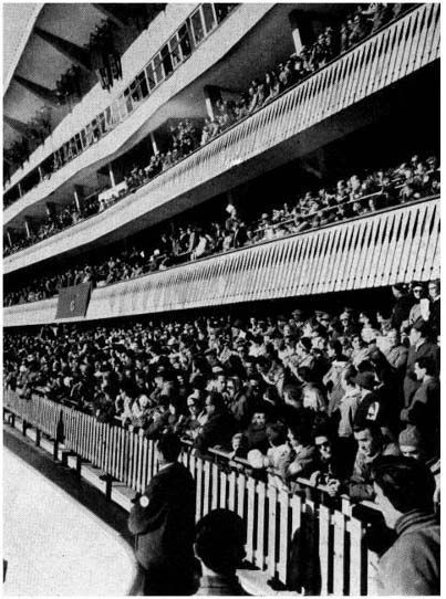 Galerie FOTO: 90 de ani de la primele Jocuri Olimpice de Iarna. O calatorie de la Chamonix la Soci, via Oslo, Calgary, Sapporo! Cum au aratat cele 22 de Olimpiade:_8