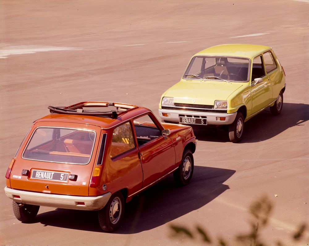 ATAC direct la Fiat 500. Renault a lansat noul Twingo, model cu care francezii vor sa cucereasca segmentul mini! FOTO_1