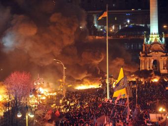 
	Situatie critica in Ucraina. Mircea Lucescu: &quot;Nu se mai poate juca fotbal&quot; 25 de morti si peste 100 de raniti in revolte
