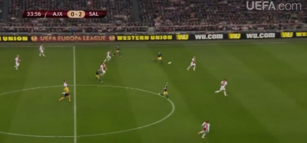 VIDEO: Golul serii in Europa League! Ajax a primit gol de la 50 de metri la fix un an dupa infrangerea suferita pe National Arena!_2