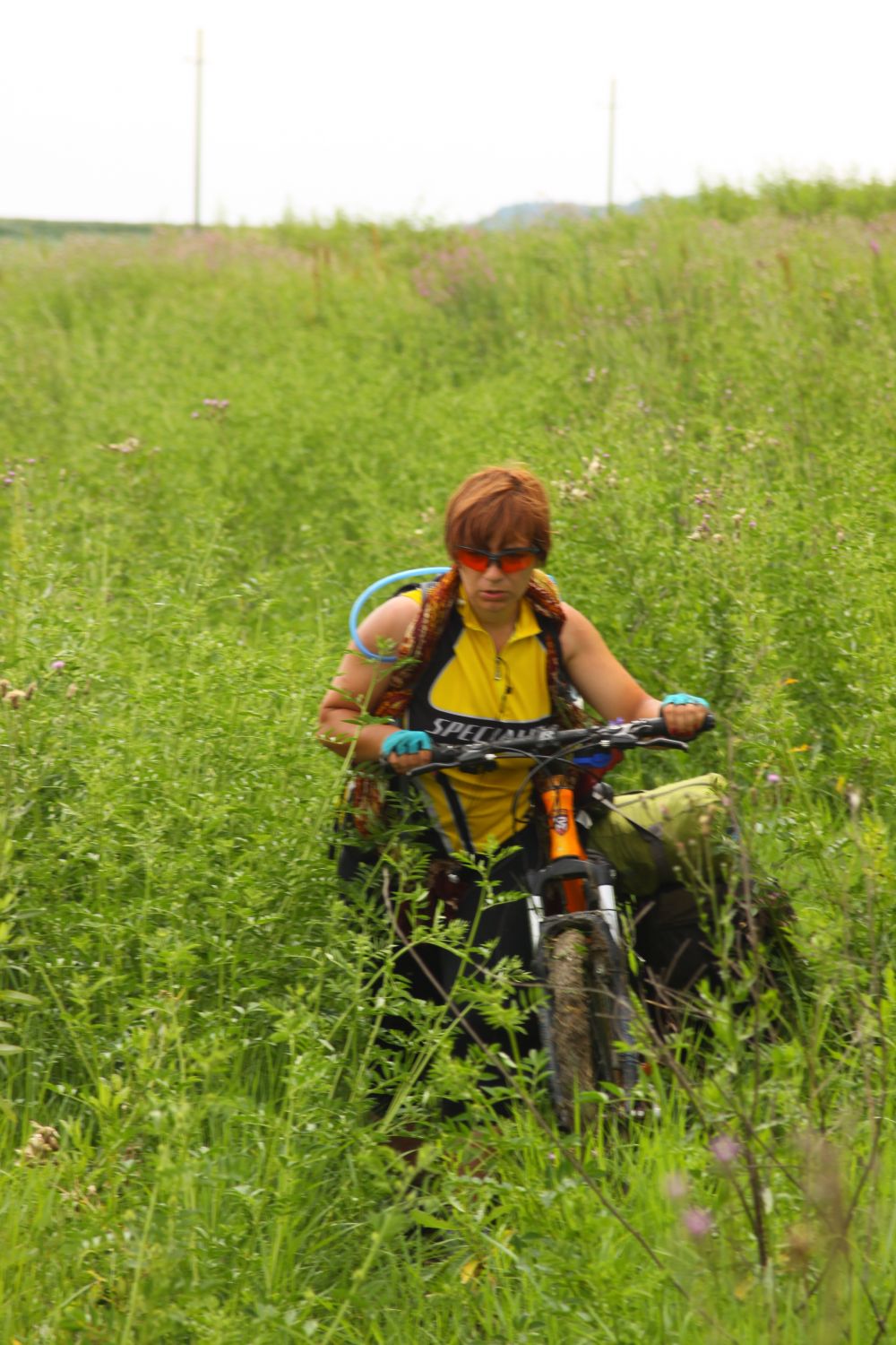 Traversand Pamantul pe bicicleta! O romanca pleaca in aventura vietii: prima femeie din Romania care strabate 13 tari si 15 mii de kilometri pentru a...studia!_3