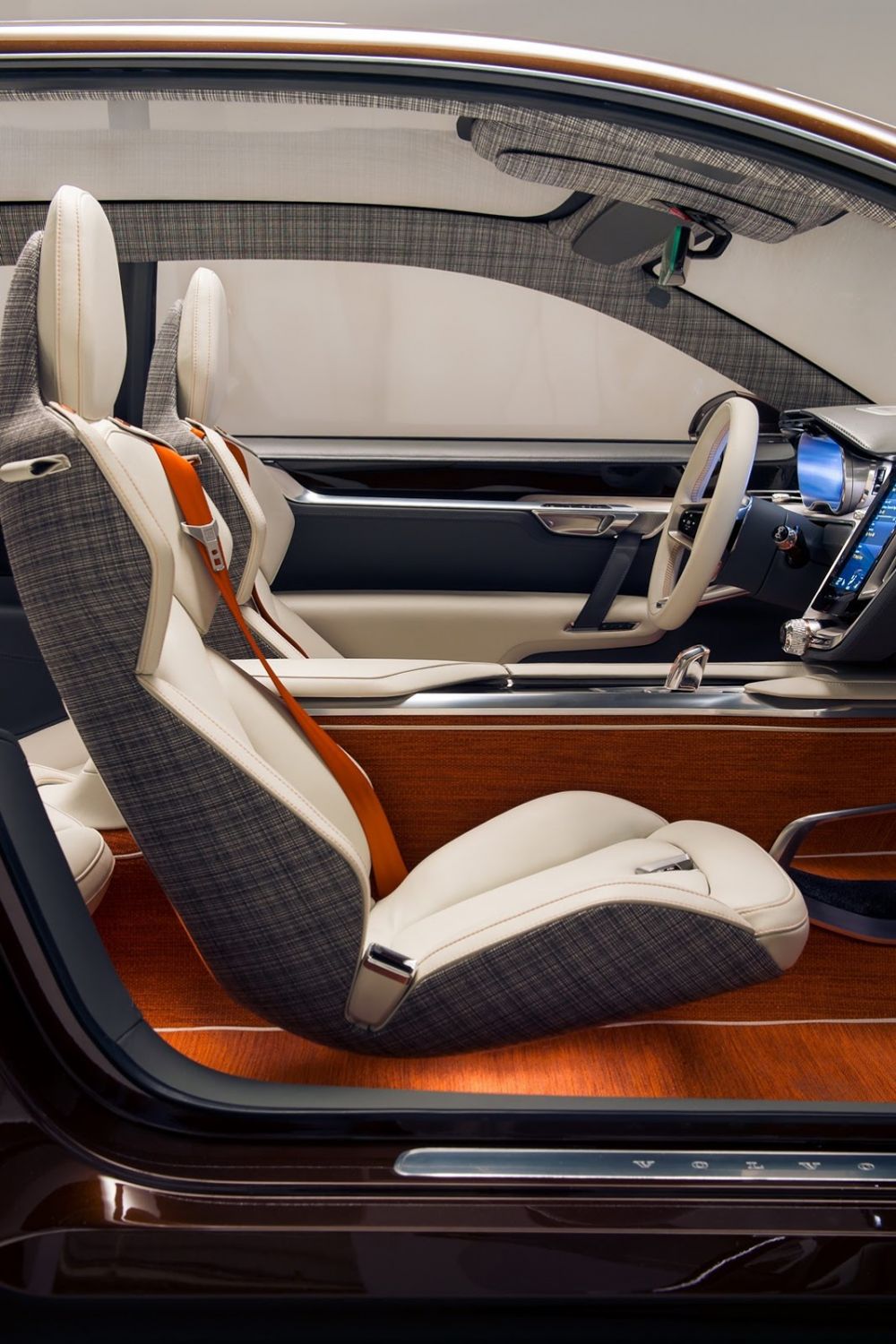 FOTO & VIDEO "Interiorul e comod si luminat ca o sufragerie suedeza!" Masina SUPERBA lansata azi de Volvo:_4