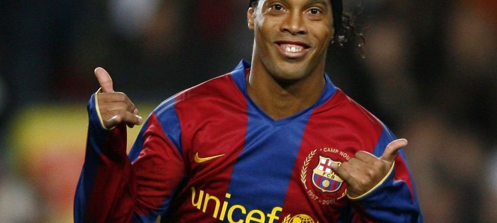 Ronaldinho Barcelona Carles Puyol