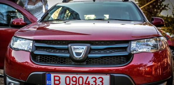 SUPER FOTO: Facelift VIRTUAL pentru Dacia! Cum vi se pare propunerea?_9