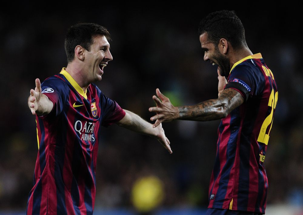 Final nebun pe Camp Nou cu doua goluri in doua minute: Barcelona 2-1 Manchester City! Messi si Dani Alves o duc pe Barca in sferturi. REZUMAT_2