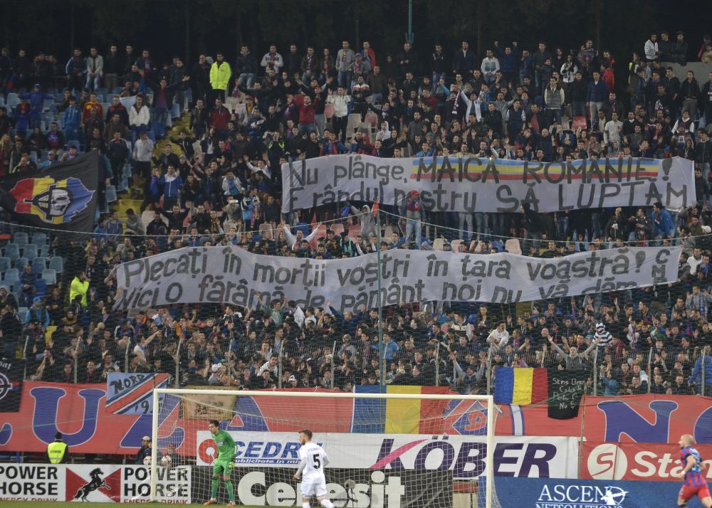 EMOTII pentru Steaua dupa ce fanii au scandat xenofob la meciul cu Gaz Metan! Bannerul care a inceput totul! Ce risca:_1