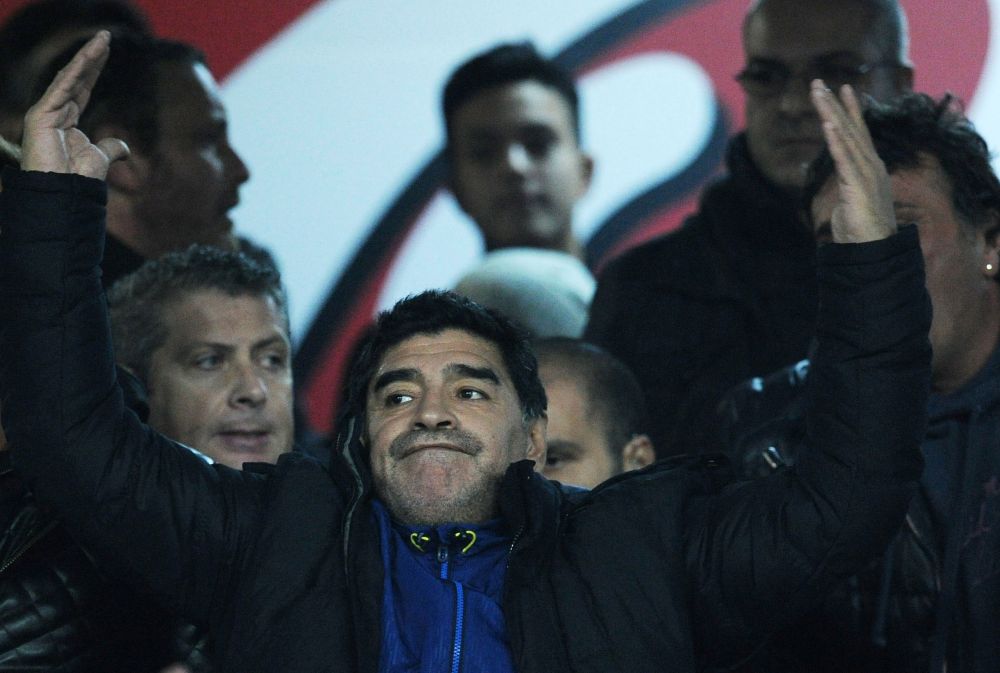 Grumpy Diego :) Maradona a vazut pe viu cum Man United a fost calcata in picioare de Liverpool, un fan i-a cerut sa faca SELFIE. A iesit o imagine de milioane_1
