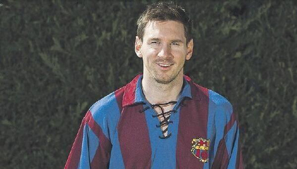 Gestul superb al lui Messi dupa ce i-a batut recordul lui Alcantara. Echipamentul VINTAGE in care a aparut la antrenament :)_2
