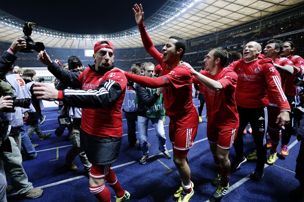 "Rekordmeister 24!" Imaginile de VIS de la sarbatoarea lui Bayern! Ribery a fost sufletul petrecerii! FOTO_7