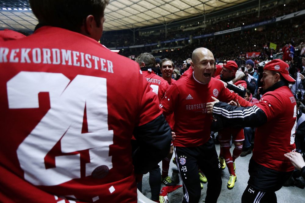 "Rekordmeister 24!" Imaginile de VIS de la sarbatoarea lui Bayern! Ribery a fost sufletul petrecerii! FOTO_9