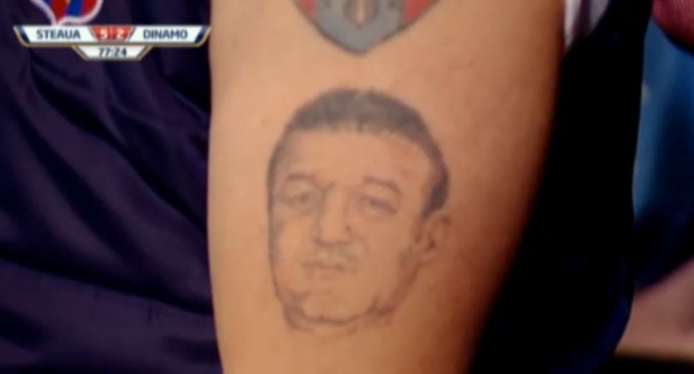 Gigi Becali a aparut pe National Arena :) Tatuajul cu care un fan stelist a facut senzatie la Steaua - Dinamo! Vezi IMAGINI_2