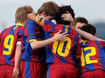 
	Messi, Guardiola, Puyol, Luis Garcia! Imagini SENZATIONALE din scoala de fotbal a Barcelonei!&nbsp;
