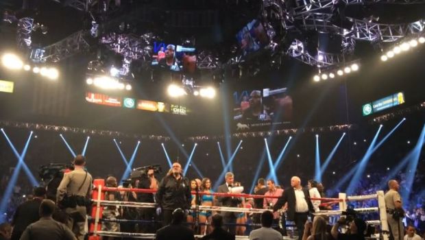 
	VICTORIE pentru Manny Pacquiao! Vegasul are un nou campion: momentul asteptat de aproape 2 ani! Ce s-a intamplat la final! VIDEO
