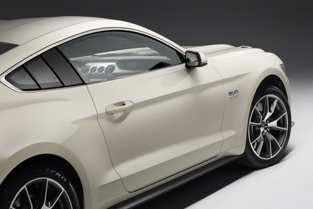 FOTO Ford Mustang implineste 50 de ani! Editia SPECIALA lansata de americani! Vezi cum arata:_7