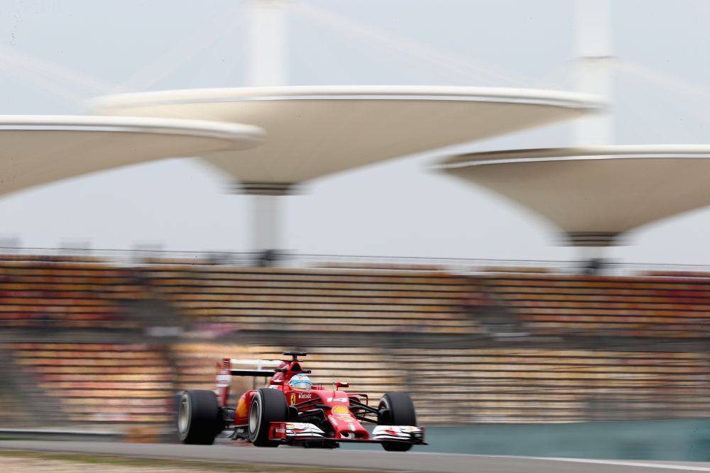 Hamilton castiga AUTORITAR MP al Chinei! Rosberg a revenit senzational si termina in fata lui Alonso! Vezi clasamentele:_1