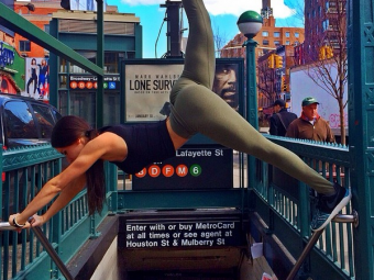 
	&quot;Pe aici se intra!&quot; Femeia dependenta de fitness care a rupt retelele de socializare a revolutionat calatoria cu metroul! VIDEO
