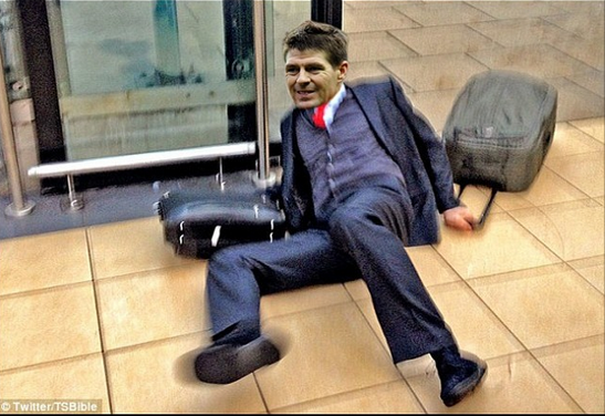 GAFA lui Gerrard a ajuns subiect de glume in toata Europa! Cele mai tari imagini aparute dupa Liverpool - Chelsea _13