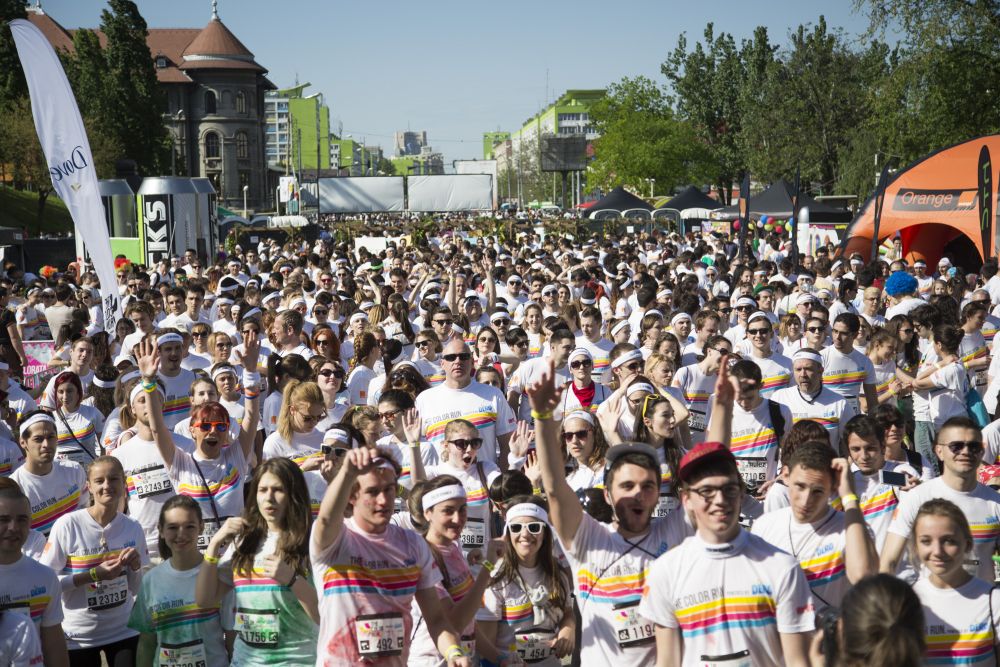 (P) Cele mai tari imagini de la Color Run by Dero! Au fost 3000 de participanti la cursa bucuriei din Bucuresti!_24