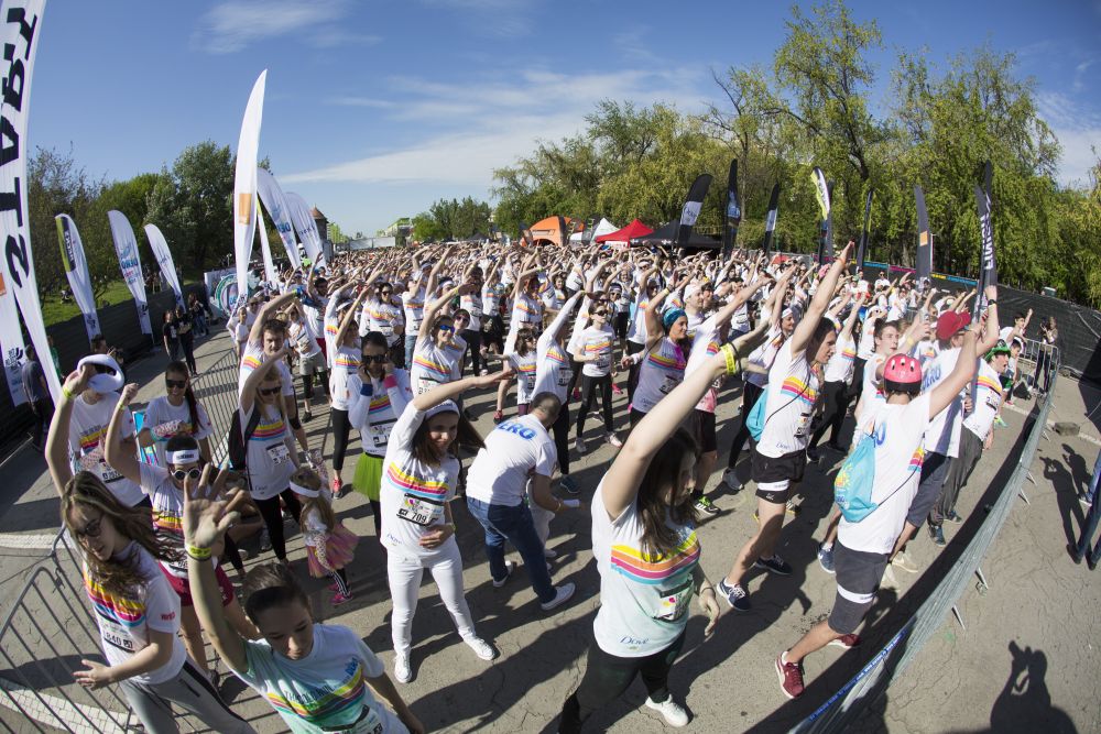 (P) Cele mai tari imagini de la Color Run by Dero! Au fost 3000 de participanti la cursa bucuriei din Bucuresti!_28