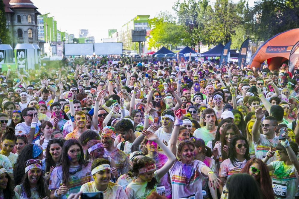 (P) Cele mai tari imagini de la Color Run by Dero! Au fost 3000 de participanti la cursa bucuriei din Bucuresti!_59