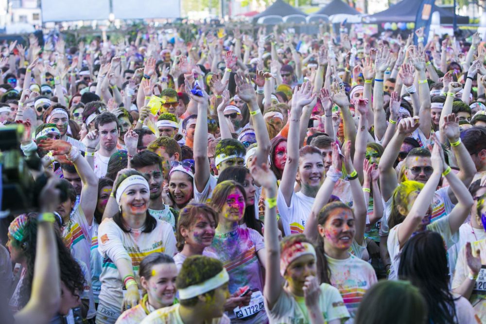 (P) Cele mai tari imagini de la Color Run by Dero! Au fost 3000 de participanti la cursa bucuriei din Bucuresti!_65