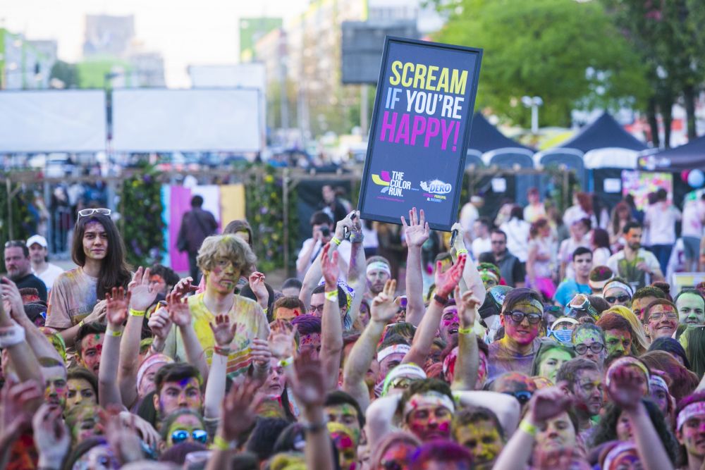 (P) Cele mai tari imagini de la Color Run by Dero! Au fost 3000 de participanti la cursa bucuriei din Bucuresti!_97