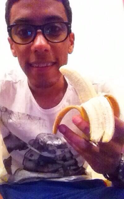 FOTO Campanie FARA PRECEDENT de sustinere pentru Dani Alves! Reactii pe toata planeta dupa atacul cu banane!_19