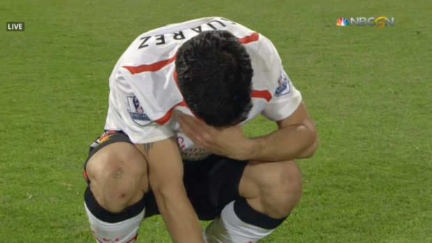 
	IMAGINI CUTREMURATOARE! Suarez s-a prabusit in lacrimi pe teren! Gerrard a venit si a facut un gest INCREDIBIL. VIDEO
