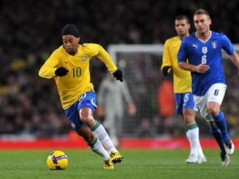 
	Scolari a anuntat lotul Braziliei pentru Mondial! Ronaldinho, Kaka si Robinho lipsesc! Cu cine ataca titlul mondial
