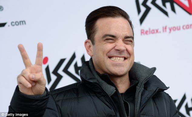 Faza de Las Fierbinti la un concert al lui Robbie Williams: ce s-a intamplat dupa ce a facut poza vietii cu Maradona :))_2