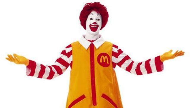 McDonalds isi inlocuieste vechea mascota! Clovnul are noroc insa, fanii au criticat noul design: "Arata oribil, provoaca teama"_2