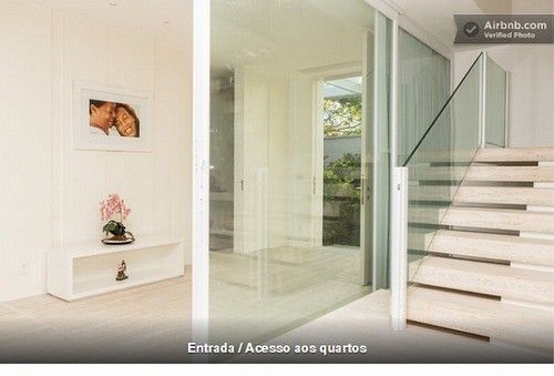 Ronaldinho si-a pus casa din Rio pe un site de anunturi si cere o suma FABULOASA pentru o singura zi de chirie!_1
