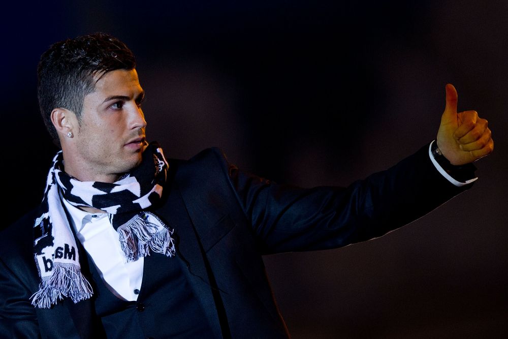 Galerie FOTO | Una fiesta por LA DECIMA! Real a luat a 10a Liga din istorie, Ronaldo si Bale au scos zeci de mii de fani pe strazi_8