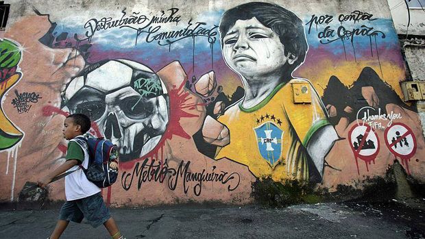"Fotbalul nu tine de foame!" Protest emotionant al brazilienilor inainte de Mondial! Cum au ales sa protesteze impotriva FIFA_7