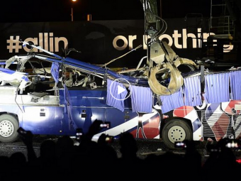 
	Sa fie bine, sa nu mai fie rau! Franta si-a distrus autocarul de la mondialul din 2010 din superstitie! VIDEO
