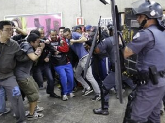 
	Asa arata Sao Paolo cu 6 zile inainte de mondial! Grava la metrou, proteste si batai teribile cu politistii: VIDEO
