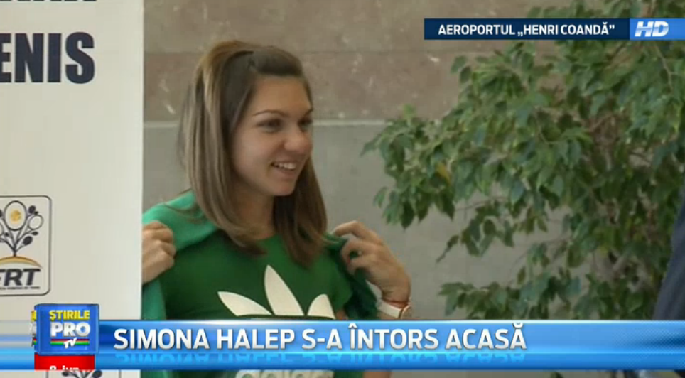 VIDEO Simona s-a intors acasa! "Ma bucur ca sunt din Romania, sunt clipe de neuitat pentru mine! Va multumesc din suflet"_3