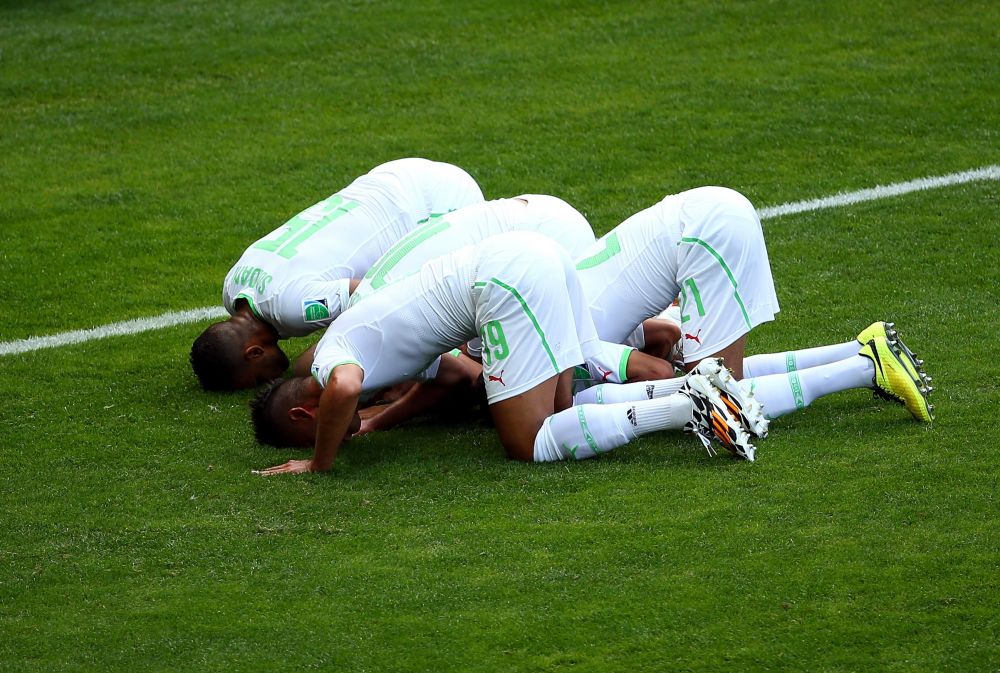 Momentul in care NIMENI nu a indraznit sa strice bucuria celor din Algeria! Ce s-a intamplat dupa golul marcat cu Belgia! FOTO_5