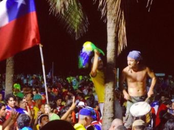 
	Imagini de senzatie: chilienii si brazilienii au petrecut toata noaptea pe Copacabana dupa eliminarea Spaniei! VIDEO 
