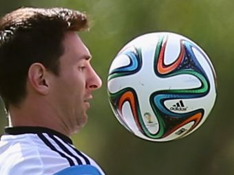 
	Messi a fost inlocuit cu un ROBOT. Cea mai neobisnuita imagine de la Mondialul din Brazilia
