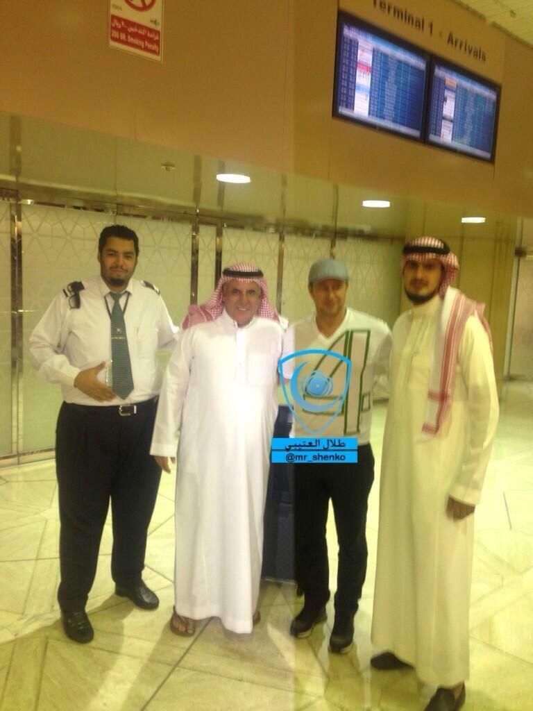 Surpriza uriasa pentru Reghecampf la Riad! Seicii asteptau 1000 de oameni la aeroport, asa ca au luat o decizie in ultima clipa_1