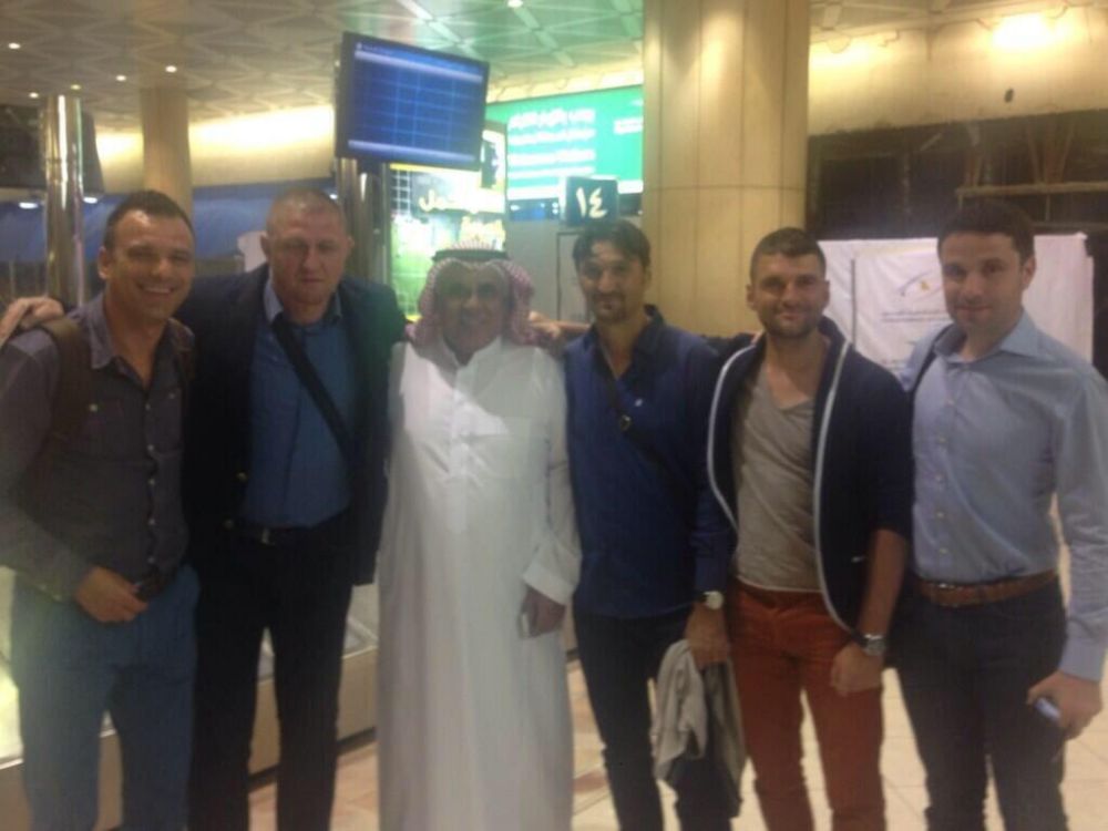Surpriza uriasa pentru Reghecampf la Riad! Seicii asteptau 1000 de oameni la aeroport, asa ca au luat o decizie in ultima clipa_2