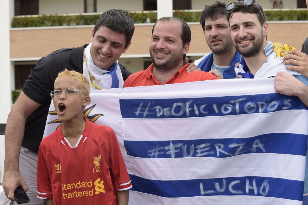 FOTO REVOLTA pentru Suarez! Suporterii au iesit pe strazi sa protesteze! Anuntul de UTLIMA ORA al Guvernului din Uruguay!_2
